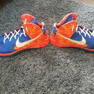 Mens nike Hyperfuse Sneakers size 14